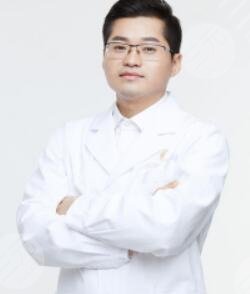 卢燕明医生
