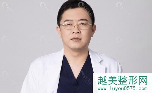 北京沃尔整形医院鼻修复医生刘彦君