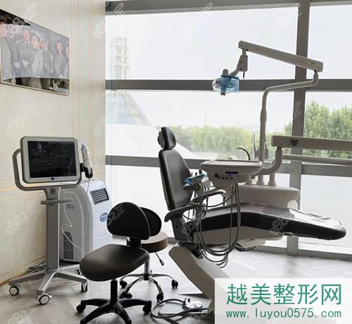 北京佳美口腔华贸购物中心店口腔诊疗室