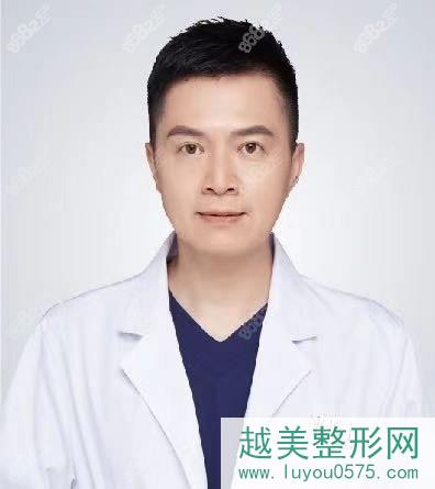 上海光博士医院副主任医师吴金宾图片