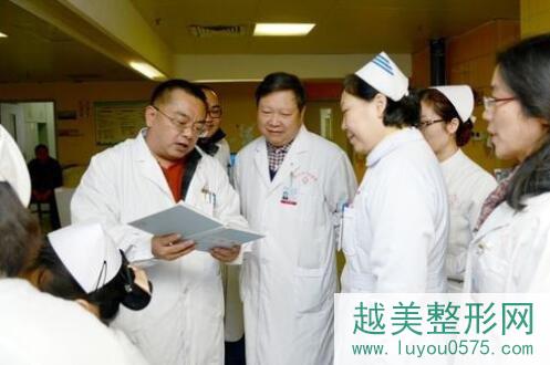 柳州人民医院皮肤激光美容科医生名单