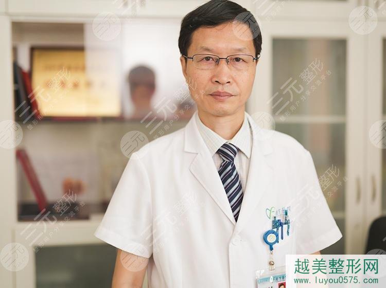 胡志奇医生